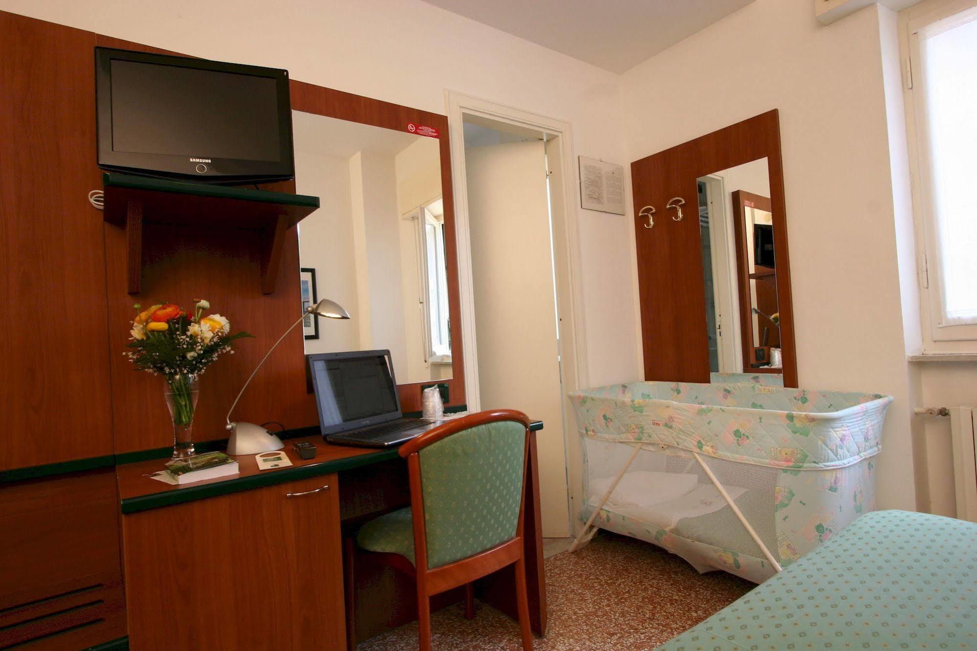 Albergo Adriana Celle Ligure Eksteriør bilde